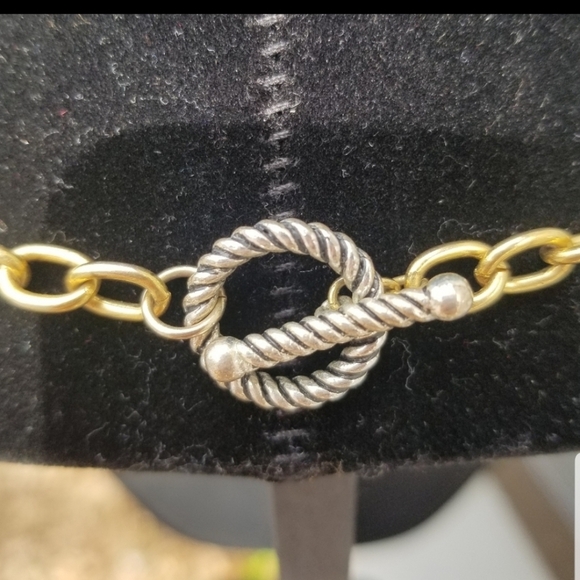 DESIGNER INSPIRED SILVERTONED & GOLDTONED FASHION NECKLACE - Picture 5 of 5